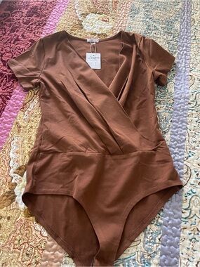 Women's Brown Short-Sleeve Surplice Bodysuit